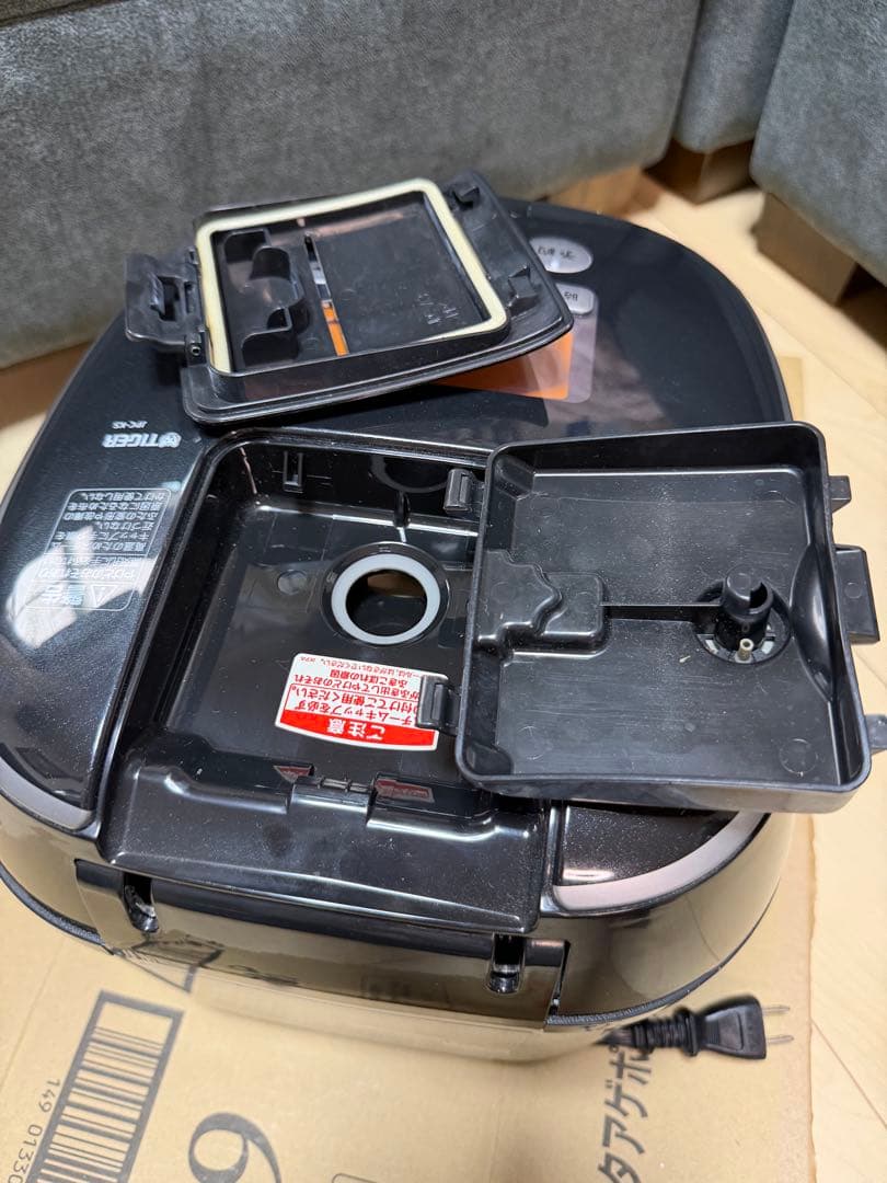 河*村様 TIGER 炊飯器 JPC-18KS 1.8L