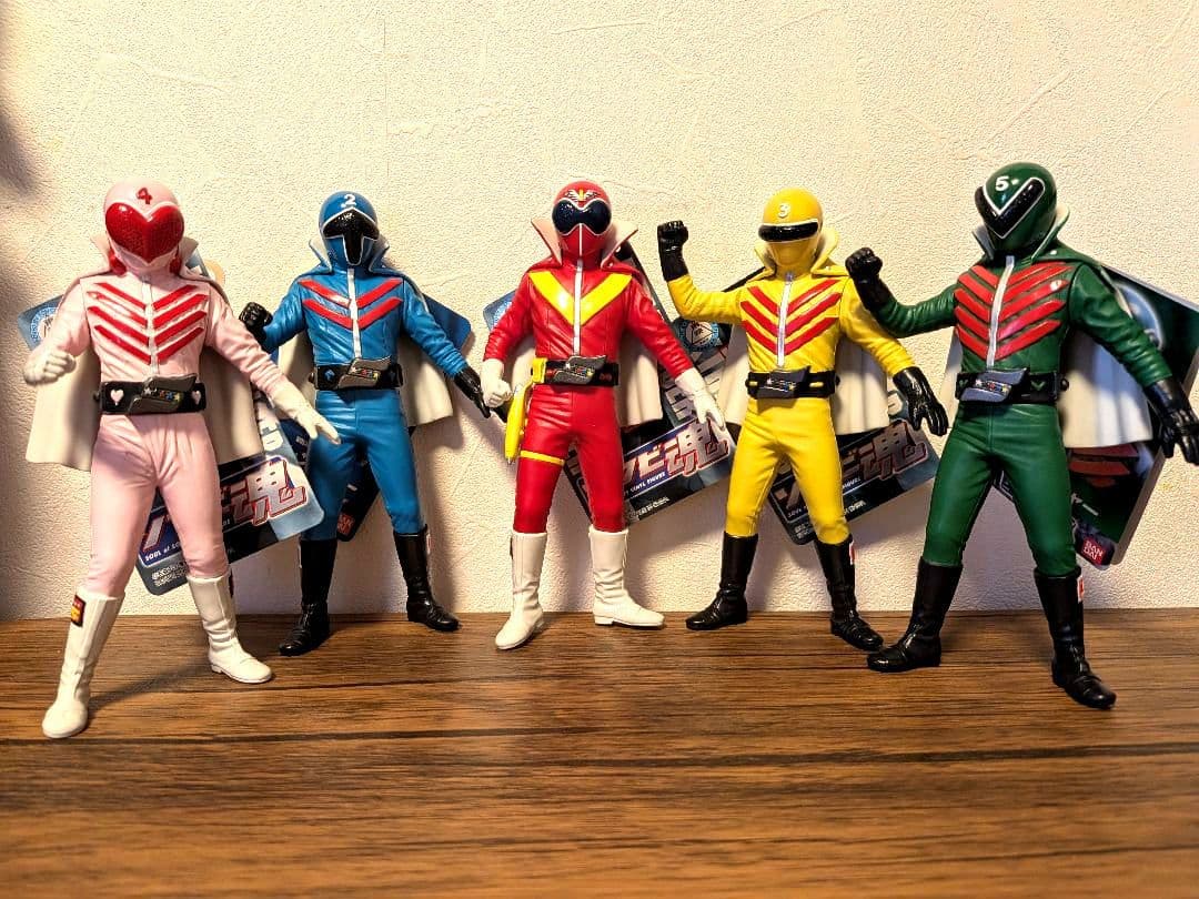 ゴレンジャー ソフビ魂 5体セット - メルカリ