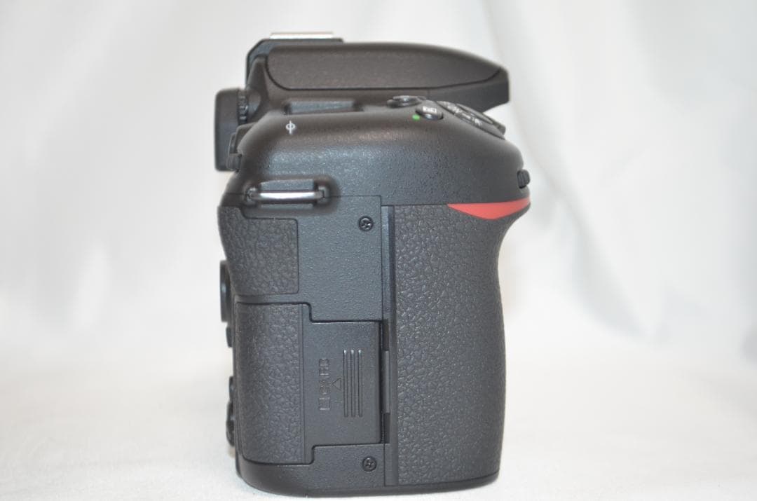 滅多にないシャッター数4400回以下 Nikon D7500☆Wi-Fi搭載 - メルカリ