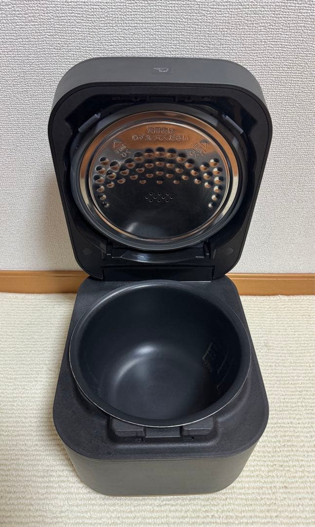 NW-SA10 IH炊飯器 1.0L ブラック 2019年製　動作保証