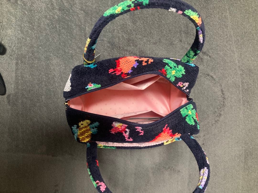 FEILER 神崎恵さん×フェイラーファンキーフォーチュン ミニキューブ