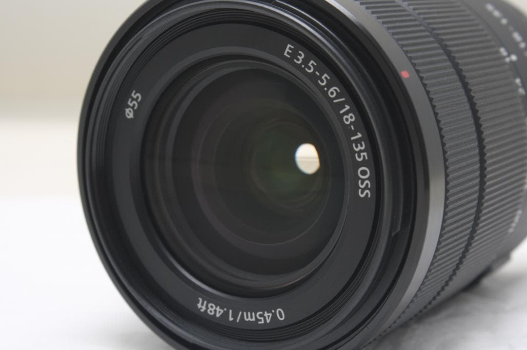 ソニー E 18-135mm F3.5-5.6 OSS SEL18135