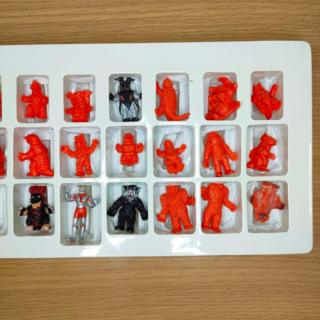 怪獣消しゴムセット ULTRAMAN THE 30 （欠品有） - メルカリ