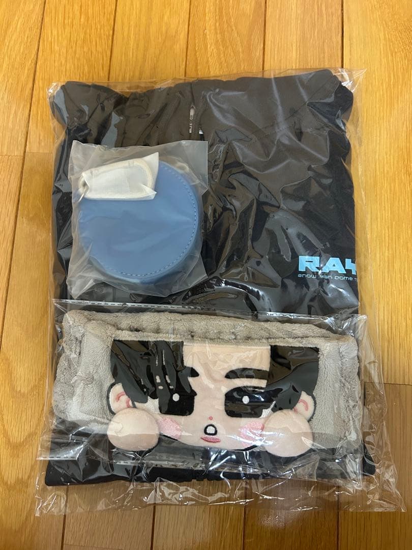 man RAYS パーカー・ヘアバンド・ポーチセット Snow Man Dome Tour 2024 RAYS 【岩本照】すのチルぶら下がらない