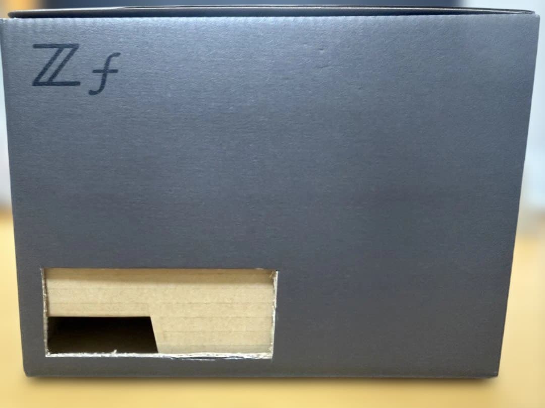 Nikon Zf ブラック 充電器、メモリカード付 - メルカリ