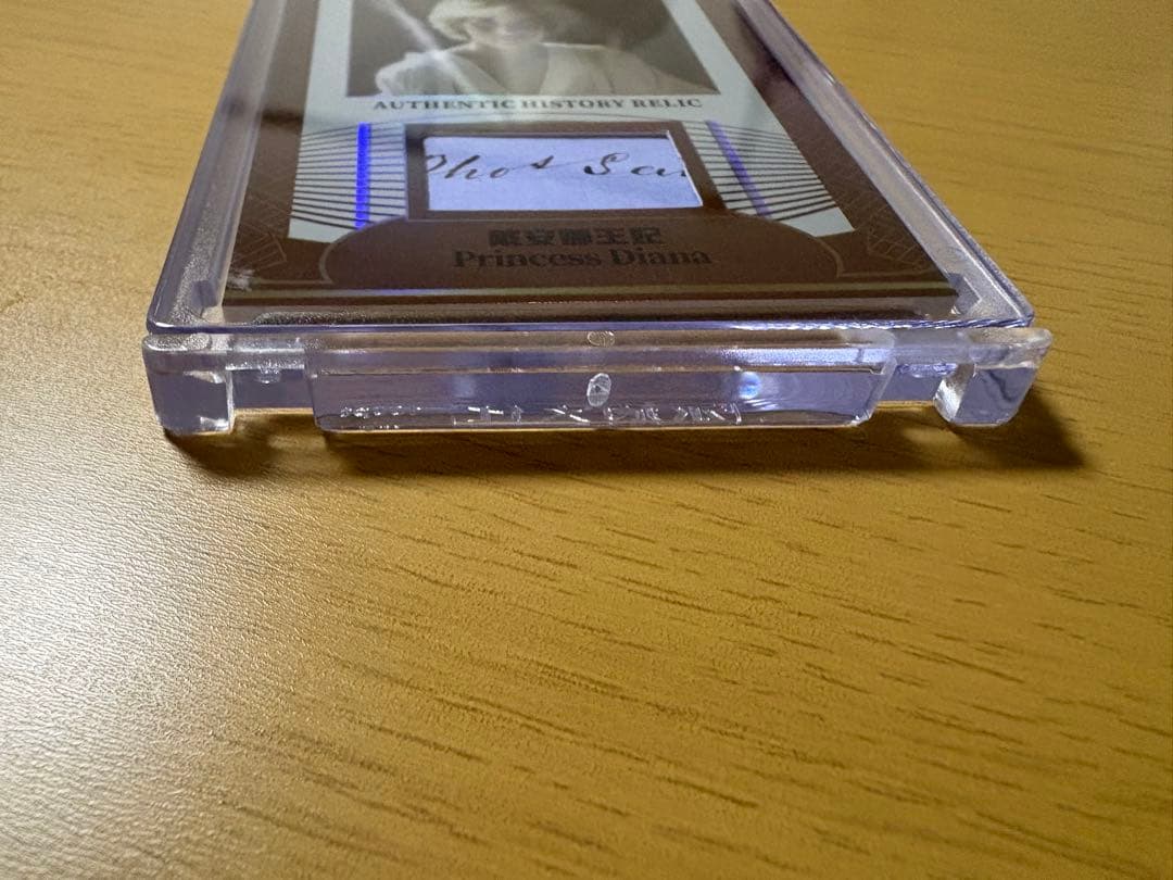 極レア】ダイアナ妃 レリックカード 手書き部分 eternal 99枚限定