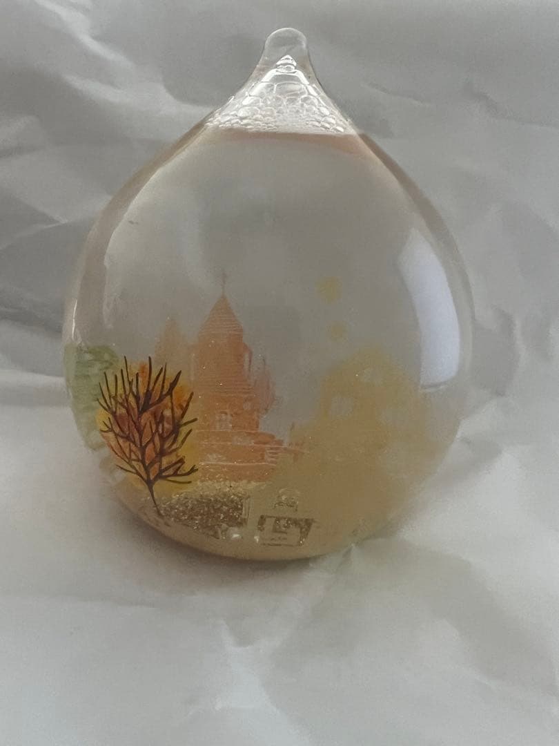 金津沙矢香　スノードーム　秋 巣巣 SUSU ｜ 2022.7.1~7.30 金津沙矢香 硝子作品展