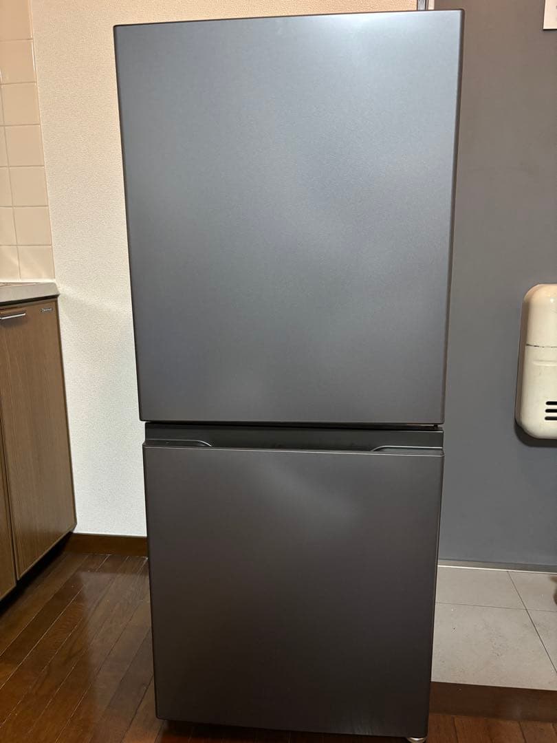 a*0様 AQUA 冷蔵庫 AQR-14R (DS) 2024年型 美品 AQUA（アクア） 【アウトレット品】アクア 冷蔵庫 137L AQR-14R(DS