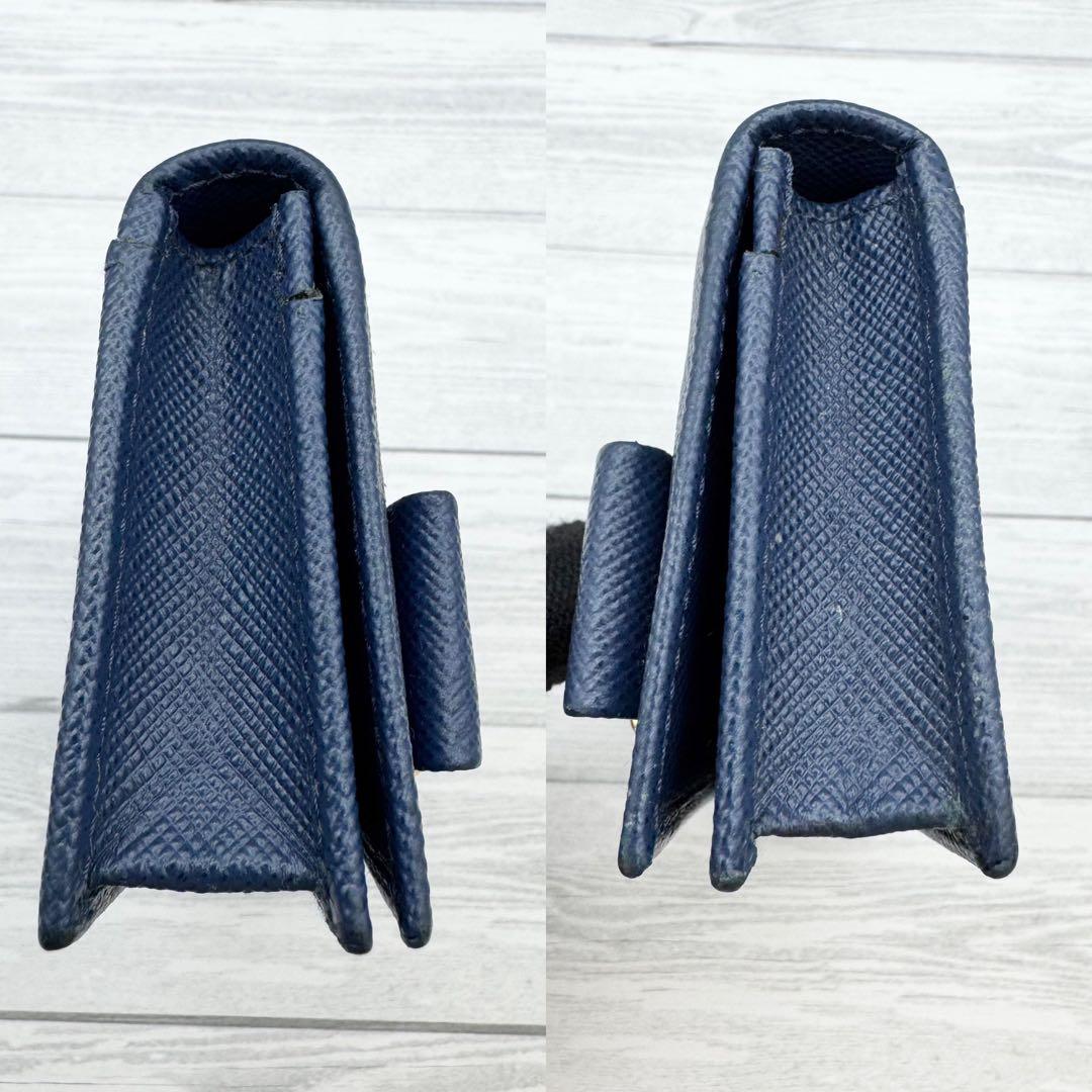 美品】PRADA サフィアーノレザー 名刺入れ リボン ネイビー - メルカリ