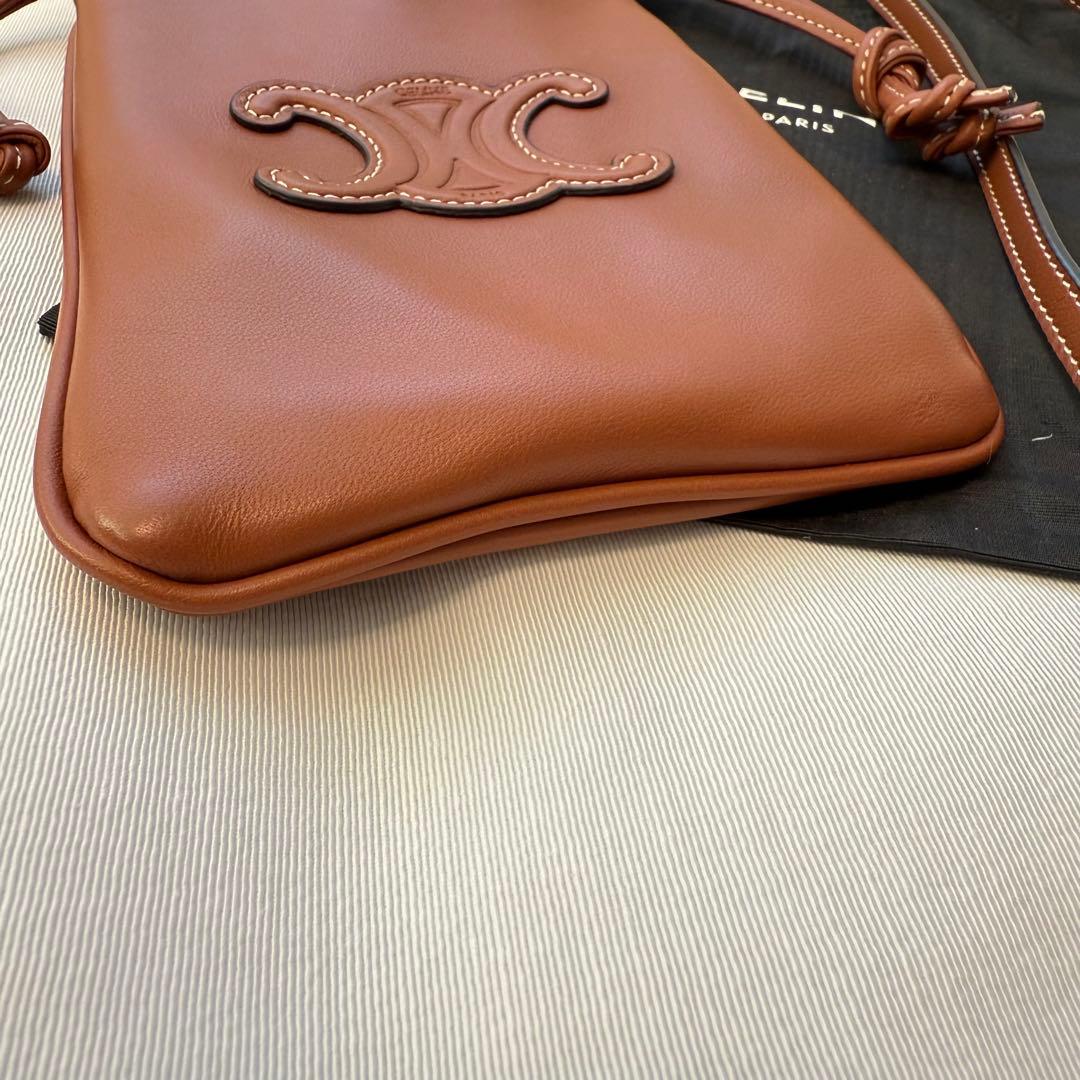 セリーヌ CELINE スマホショルダー トリンオフ モバイルポーチ - メルカリ