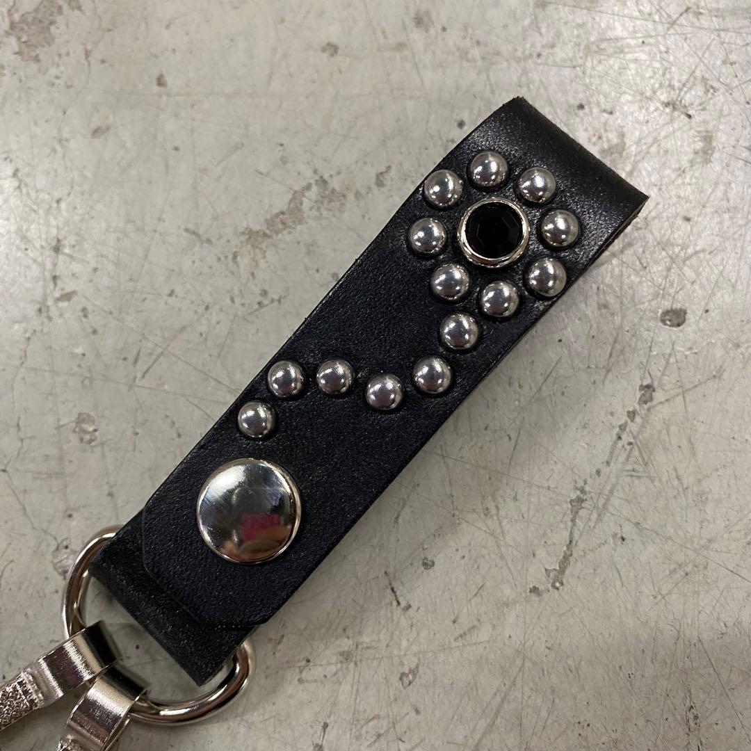 フラワースタッズ レザーキーホルダー ベルトループ htc calee - メルカリ