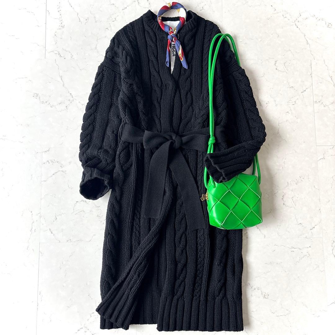 美品 ティッカ 肉厚 ウール ケーブルニット ベルト付 ガウンカーディガン 黒 Amulet（アミュレット） カーディガン ケーブル編みカーディガン