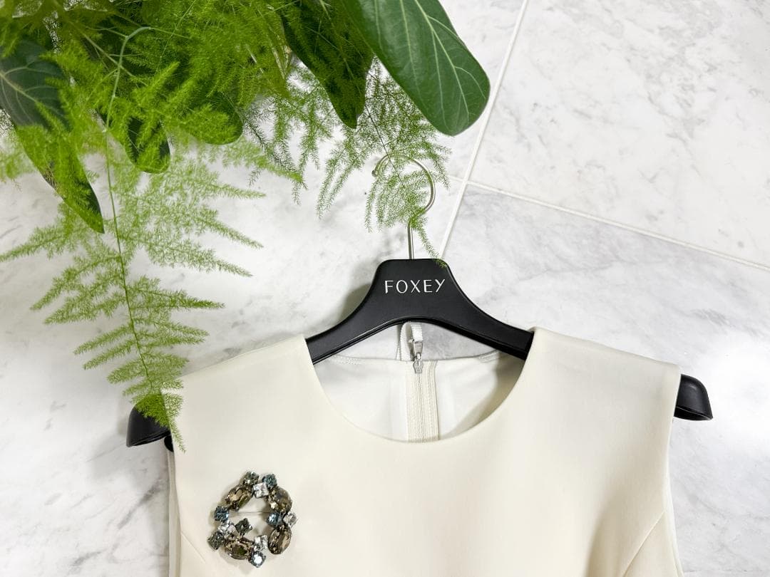 マルク様専用未使用級☆FOXEY/フォクシーマットストレッチグログラン