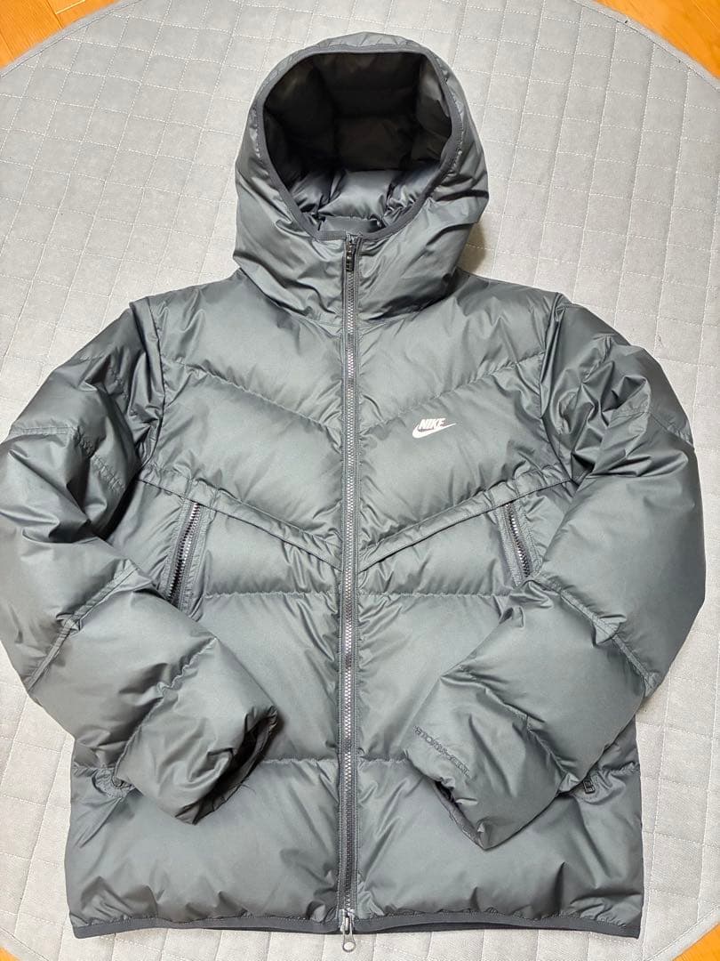 NIKE STORM-FIT ダウンジャケット　Lサイズ　美品 Nike Sportswear Windpuffer Women's Storm-FIT Loose Down Jacket