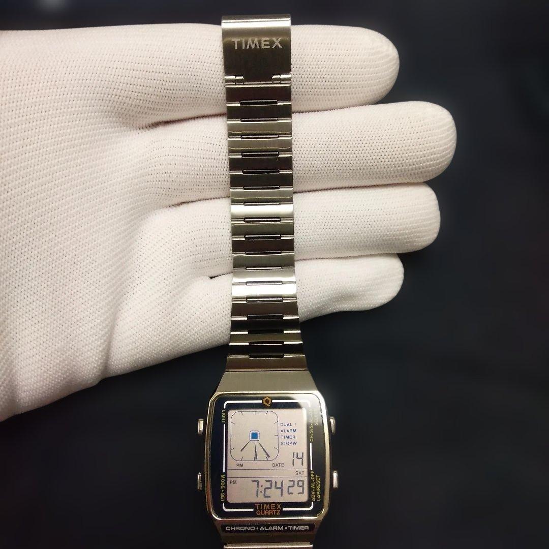 TIMEX Q リイシュー デジタル LCA TW2U72400 復刻モデル - メルカリ