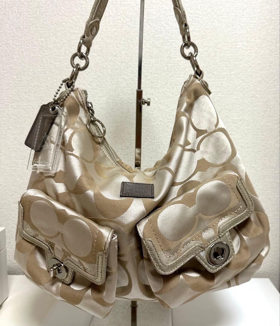 〇251047 コーチ ポピー シグネチャー ショルダーバック 18350 - メルカリ