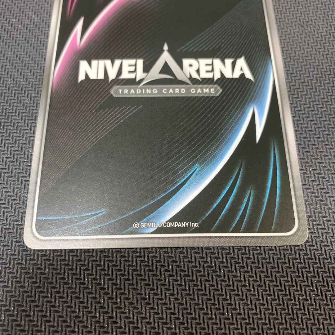 UR クラウン-ネイキッドキングNIKKE NIVEL ARENA - メルカリ