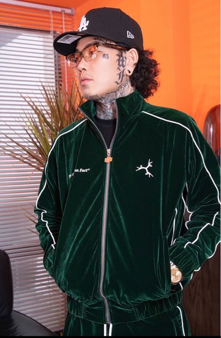 groovy ベルベット ベロア ジャケットGreen drip リッチベルベット ラインジップジャケット【Green】(gr44) | groovy.japan