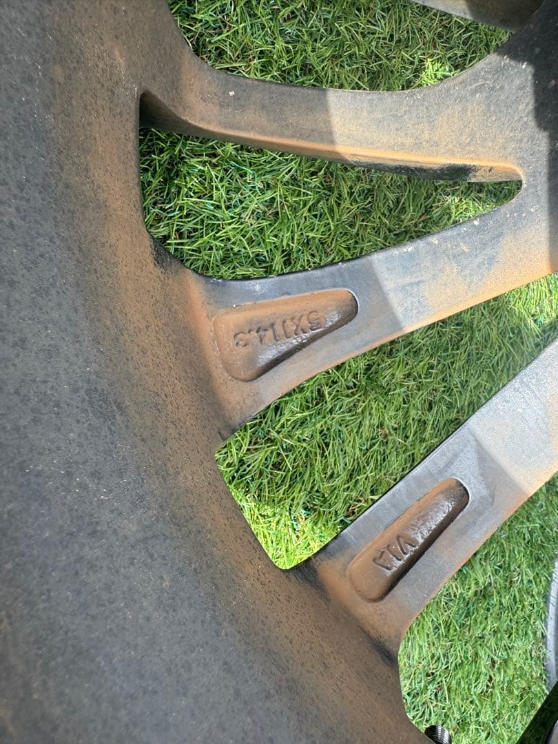 wed's LEONIS 17インチ　PCD100 4H 6.5j 4本SET