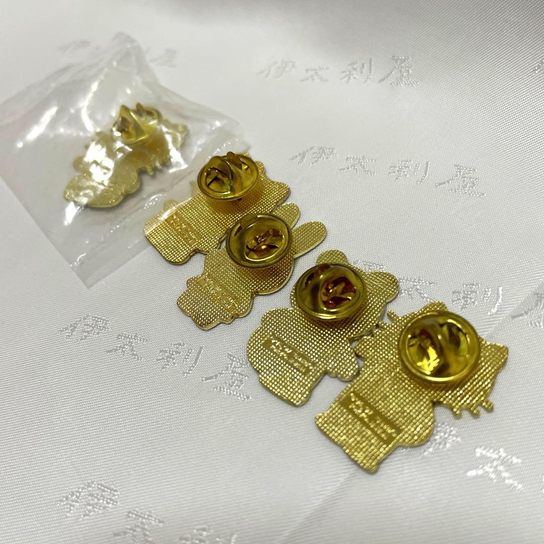 当時物】サンリオ 1997年製 ハローキティ キャシー ピンバッジ 激レア