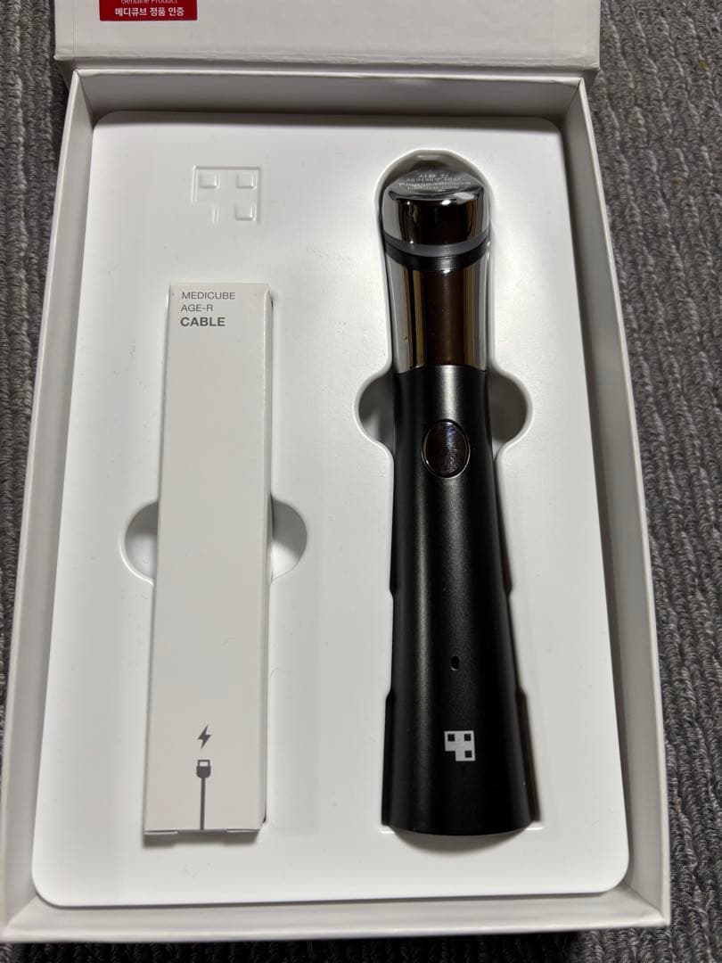 メディキューブ AGE-R BOOSTER-H 美顔器 - メルカリ