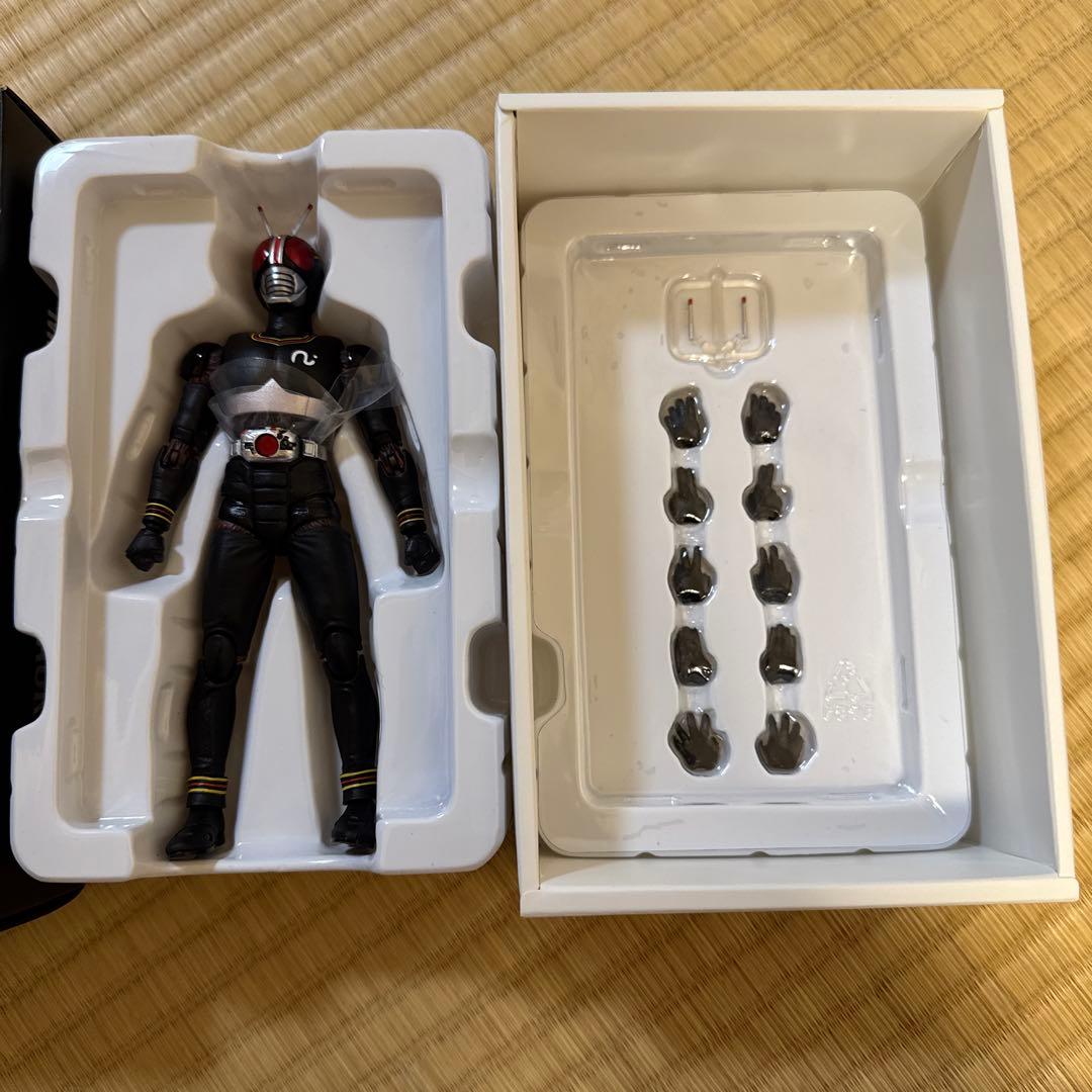 フィギュアーツ 真骨彫 仮面ライダーBLACK ブラック 訳アリ品 最新技術で蘇る漆黒の戦士！「S.H.Figuarts（真骨彫製法）仮面ライダー