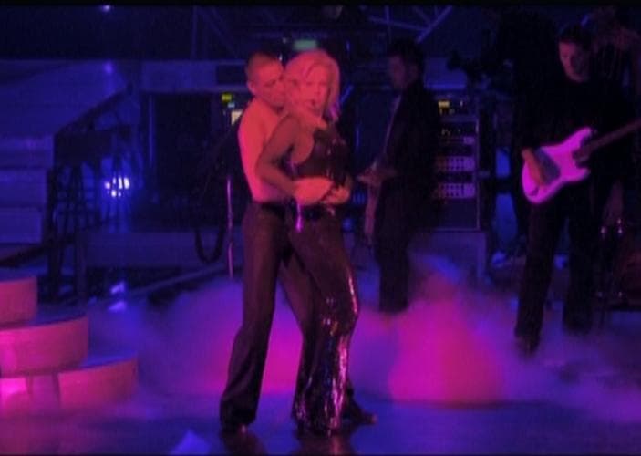 シルヴィ・バルタン・ライヴDVD-4N『パレ・デ・コングレ2004』 - メルカリ