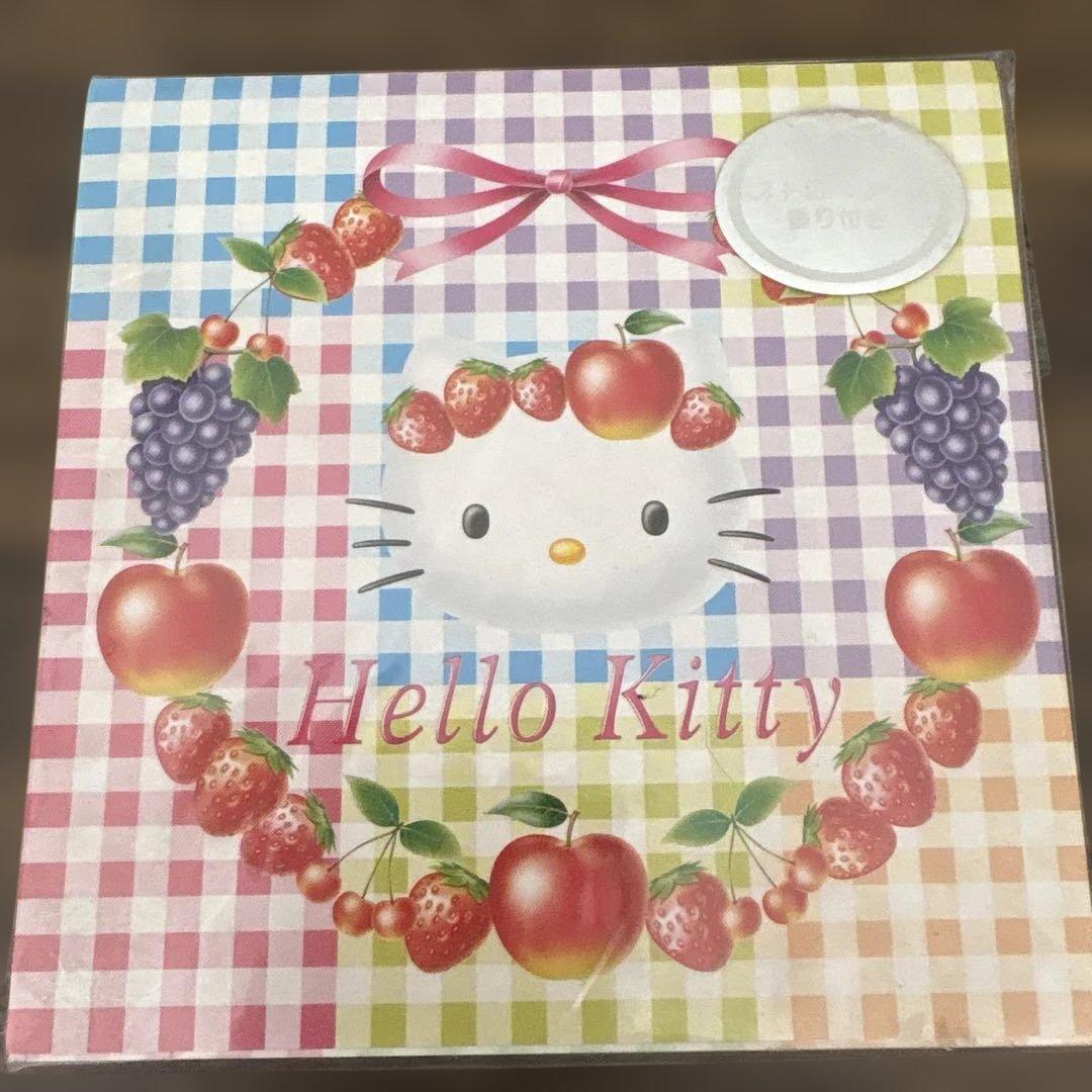 ❤*中様 新品♡サンリオ ハローキティ フルーツイチゴの香り付き スクエアメモ sanrio（サンリオ） ハローキティ スクエアメモ : サンリオオンライン