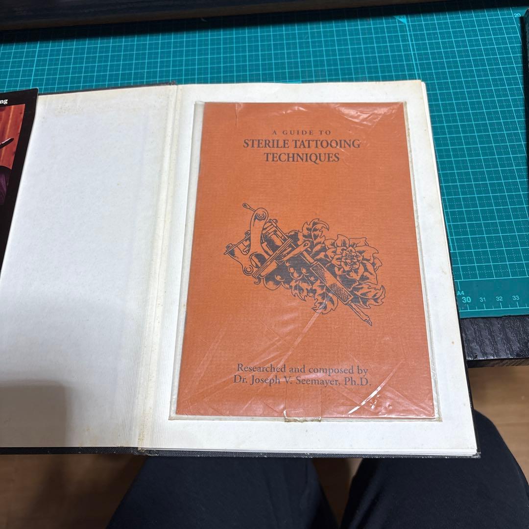 TATTOOING A to Z HUC SPAULDING 教科書 - 洋書オンライン ストア