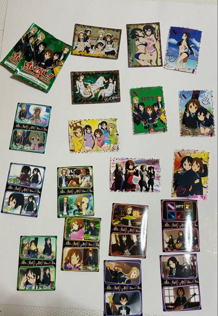 ○けいおん！涼宮ハルヒの憂鬱などトレーディングカードセット(542枚