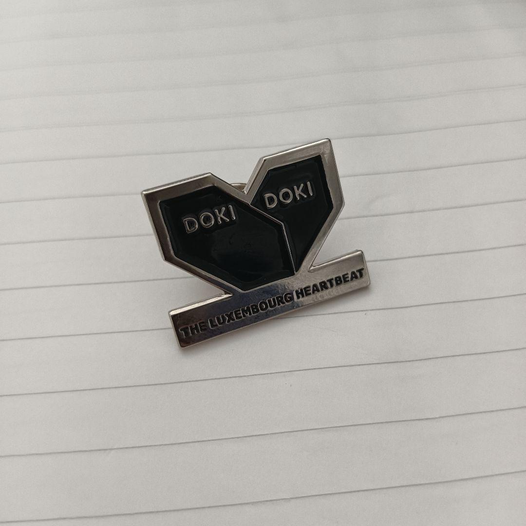 希少・非売品】大阪万博ルクセンブルクパビリオン、シルバーピンバッチ