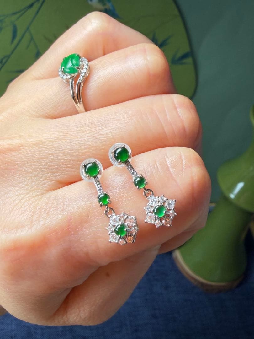 豪華版‼️天然本翡翠 極上ロウカン質翡翠、国標級S925氷陽緑ピアス