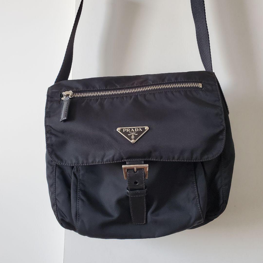 PRADA　プラダ　ショルダーバッグ　テスートナイロン　三角ロゴ PRADA（プラダ） 極 美品 希少品 三角ロゴ 金具 テスート ナイロン