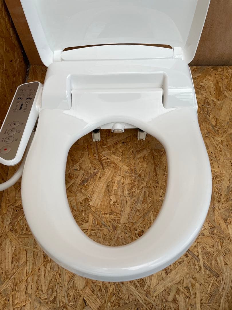 ジェニックス 温水洗浄便座 貯湯式 HWS-R2 ウォシュレット 2023年