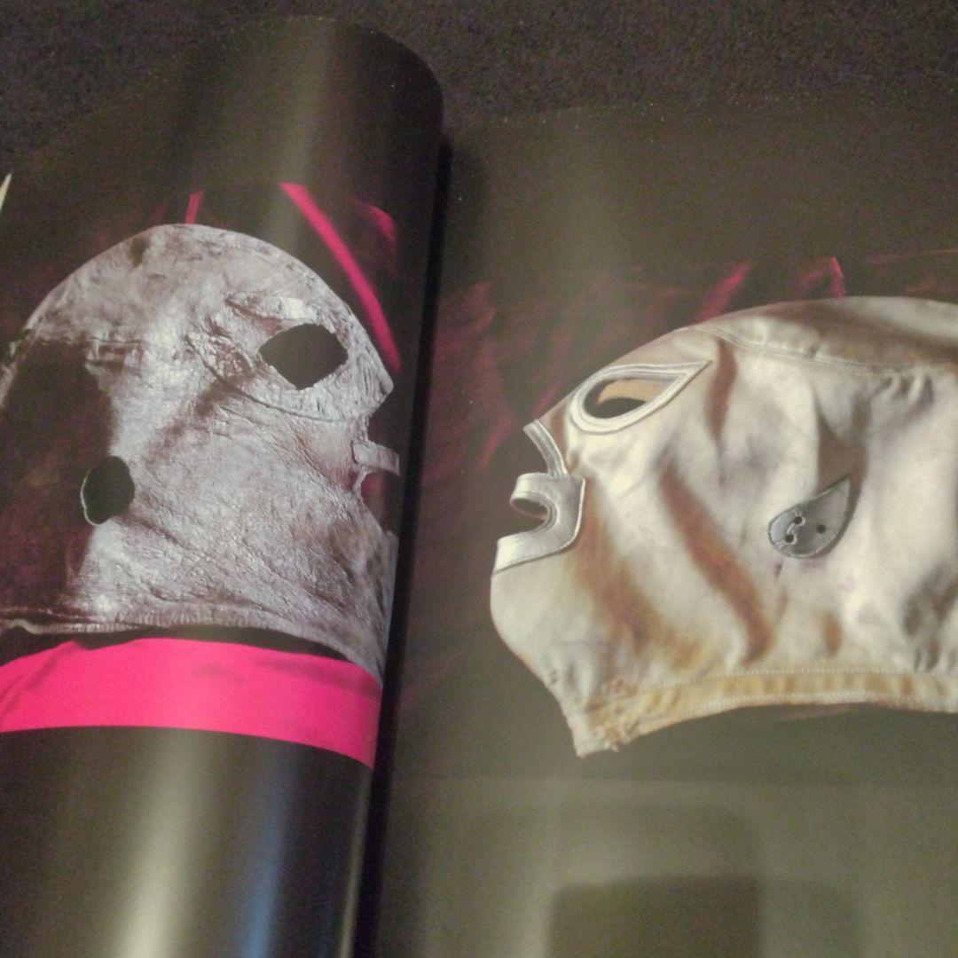 絶版【エル・サント写真集】 豪華大型本 ルチャリブレ プロレス - メルカリ