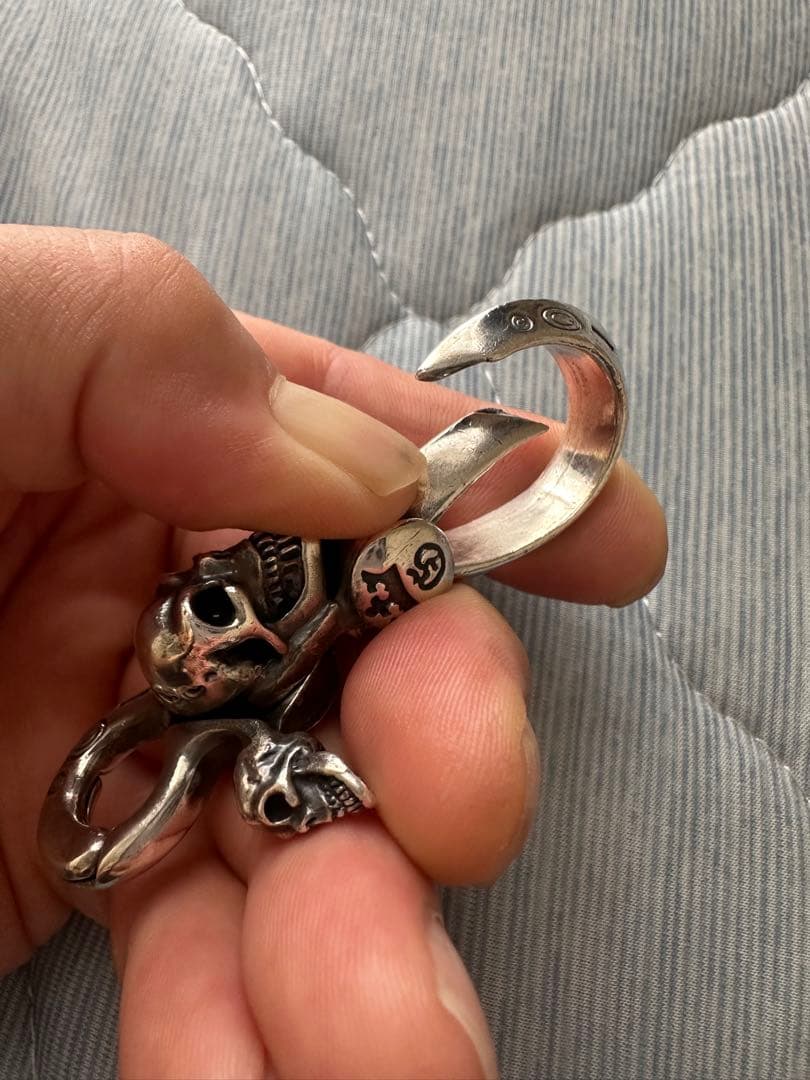 鉄馬様専用 ガボラトリースカルオンクリップ - メルカリ