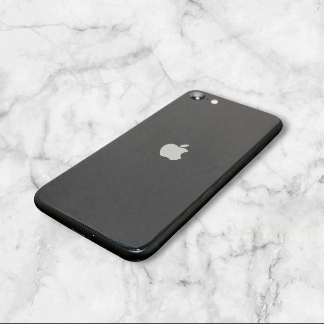 バッテリー100% iPhone SE 第3世代 64GB 092 - メルカリ
