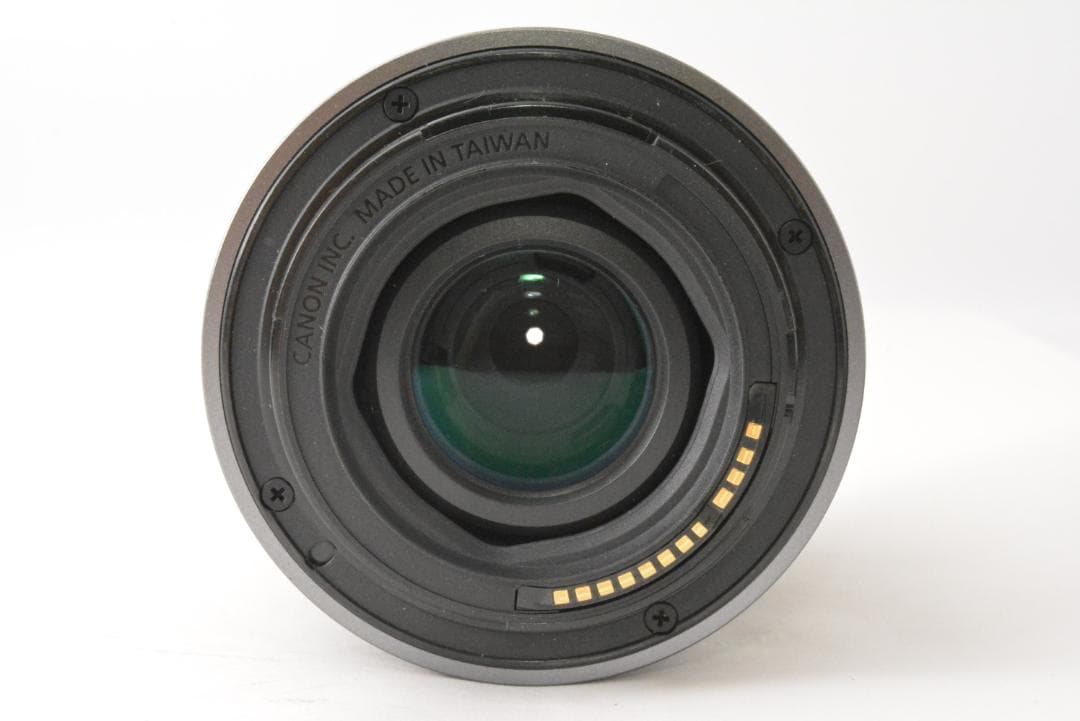 キャノン　Canon RF 24-50mm F4.5-6.3 IS STM