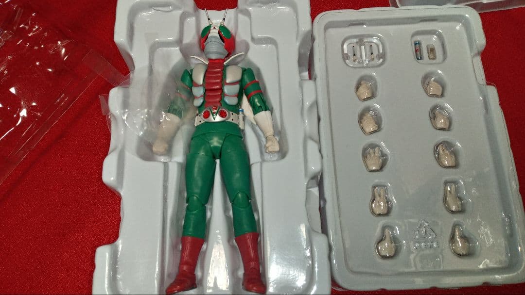 S.H.Figuarts 真骨彫製法　仮面ライダーV3 ライダーマン　2体セット