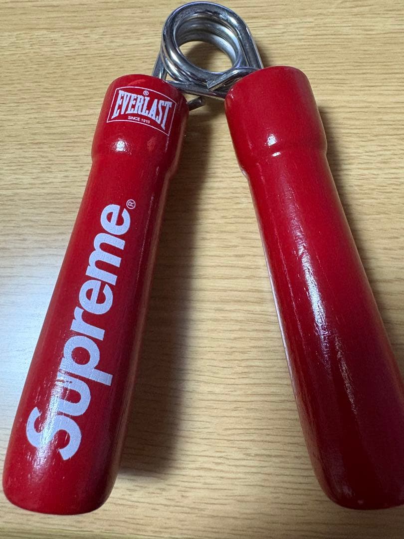 Supreme ハンドグリップ レッド エクササイズグッズ