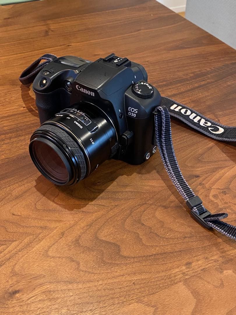Canon EOS 30D デジタル一眼　シグマ　50ミリ　1:2.8 マクロ Amazon | Canon EOS 30D デジタル一眼レフカメラ EF 28-135mm f/3.5