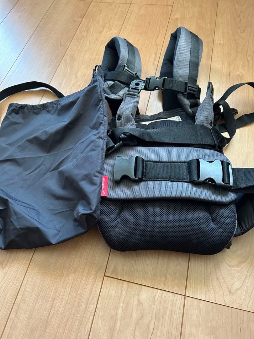 アンジェレッテ 抱っこ紐 未使用に近い試着のみ未使用】抱っこ紐