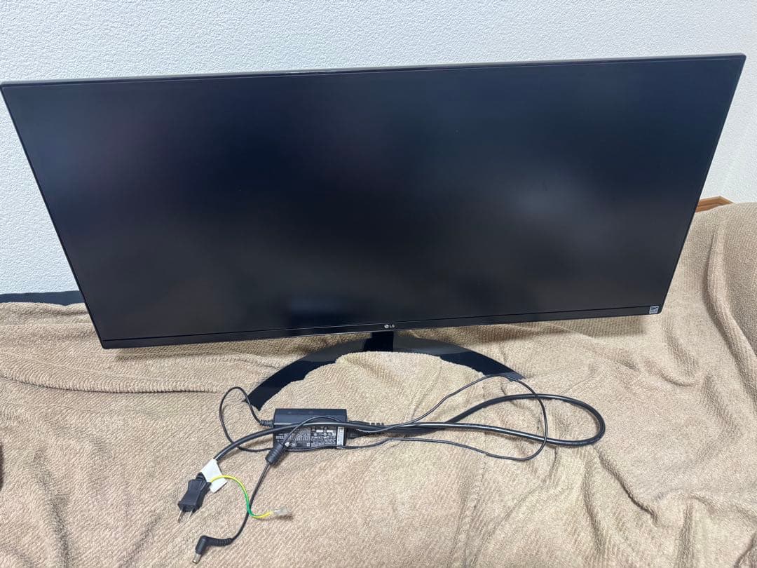 LG 34UM59-Ꮲウルトラワイドモニター 34インチ 視界が広がり圧倒的な没入感を実現 - 34UM59-P | LG JP