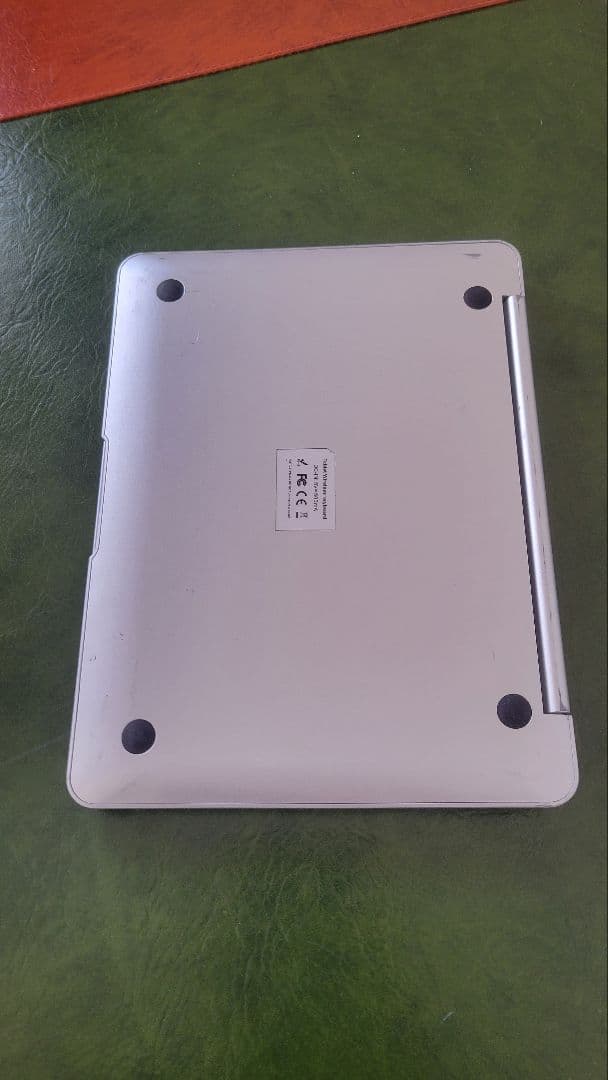 Apple iPad pro 9.7インチ ゴールド キーボードケース 128G