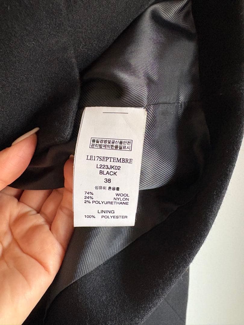 LE17SEPTEMBRE ショートコート - メルカリ