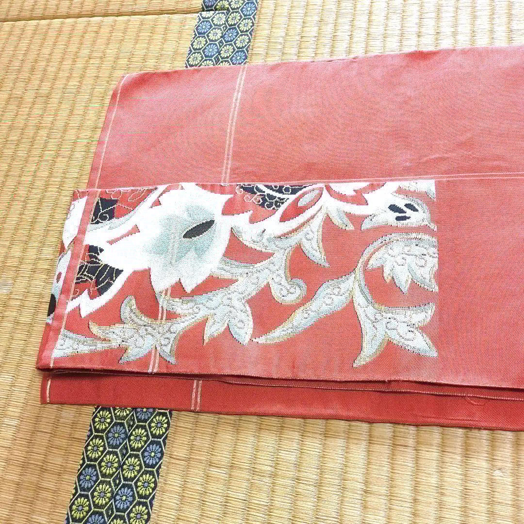 11時までタイムセールアンティーク正絹名古屋帯刺繍入り - メルカリ