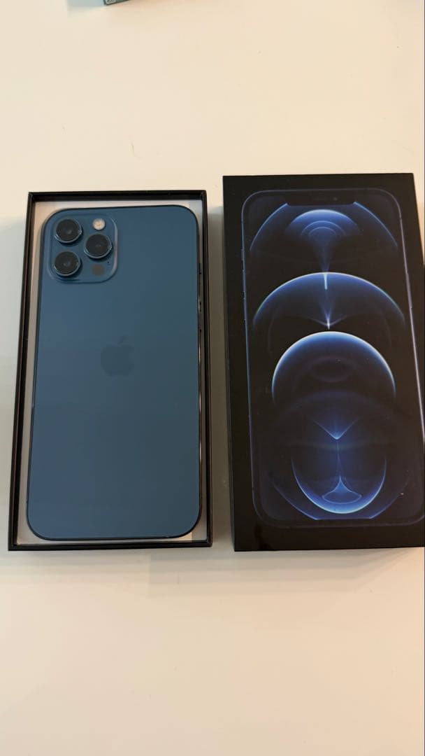 Apple iPhone 12 Promax青色 本体 箱付き Amazon.com: Apple iPhone 12 Pro Max, 128GB, Pacific Blue - Fully