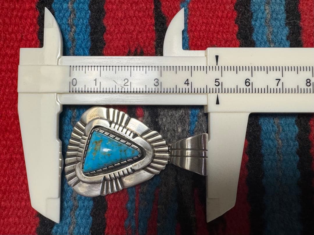 最終 デルバートバンデバー ペンダントトップ ブルージェムターコイズ