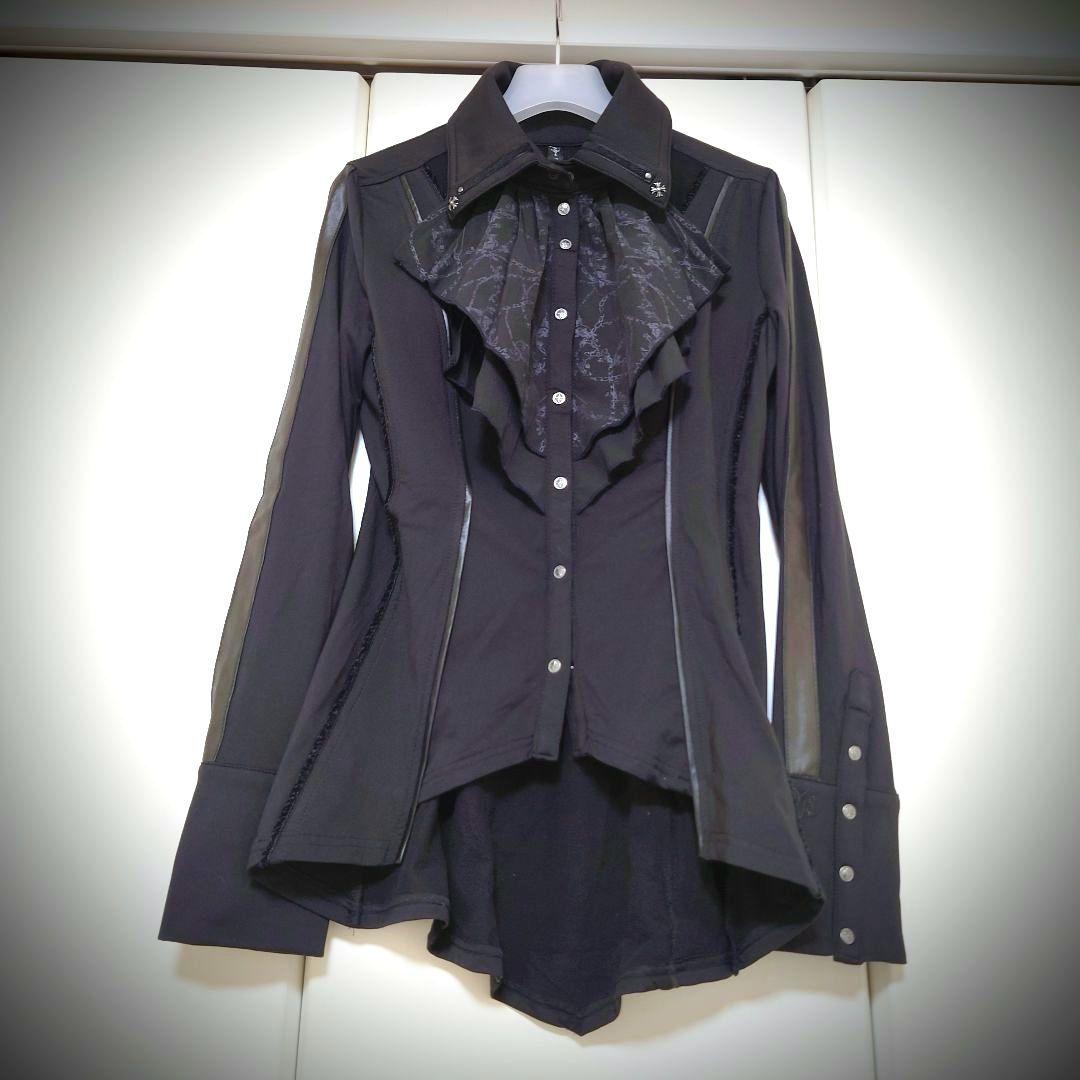 OzzOn OzzCroce ゴシック フィッシュテールブラウス OZZON JAPAN / 桜刺繡ブラウス