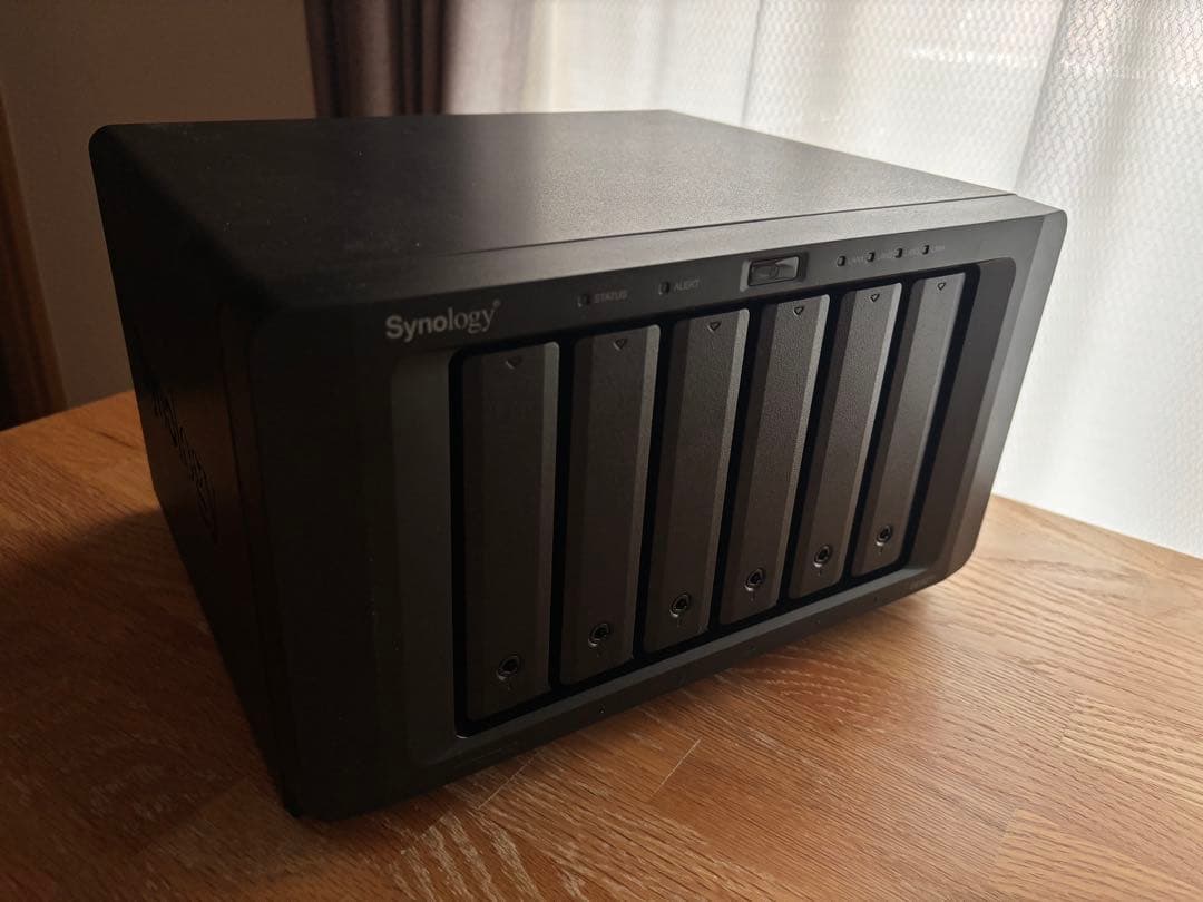 Synology DS1621+ NAS＋10Gカード＋32GBメモリ Synology DiskStation DS1621+ review: A speedy desktop contender